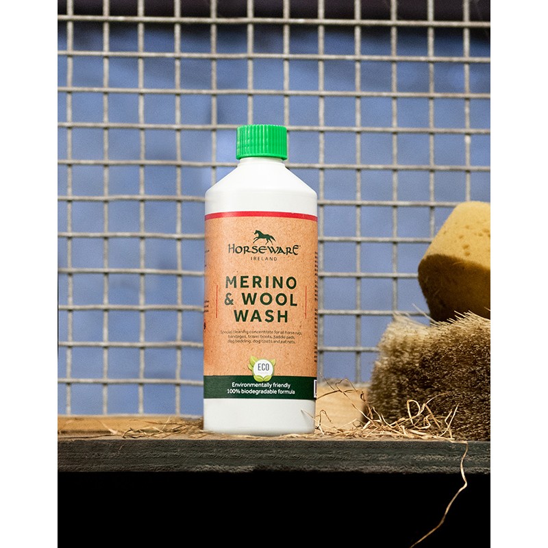 Nettoyant biodégradable pour couverture cheval en laine Nettoyant biodégradable pour couverture cheval en laine