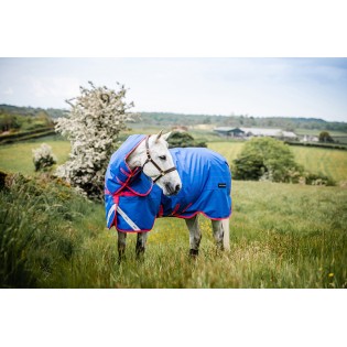 Couverture cheval bandes réfléchissantes Amigo Horseware