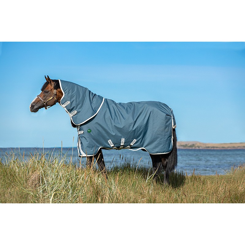 Couverture cheval Amigo Ameco 12 avec couvre cou Couverture cheval Amigo Ameco 12 avec couvre cou